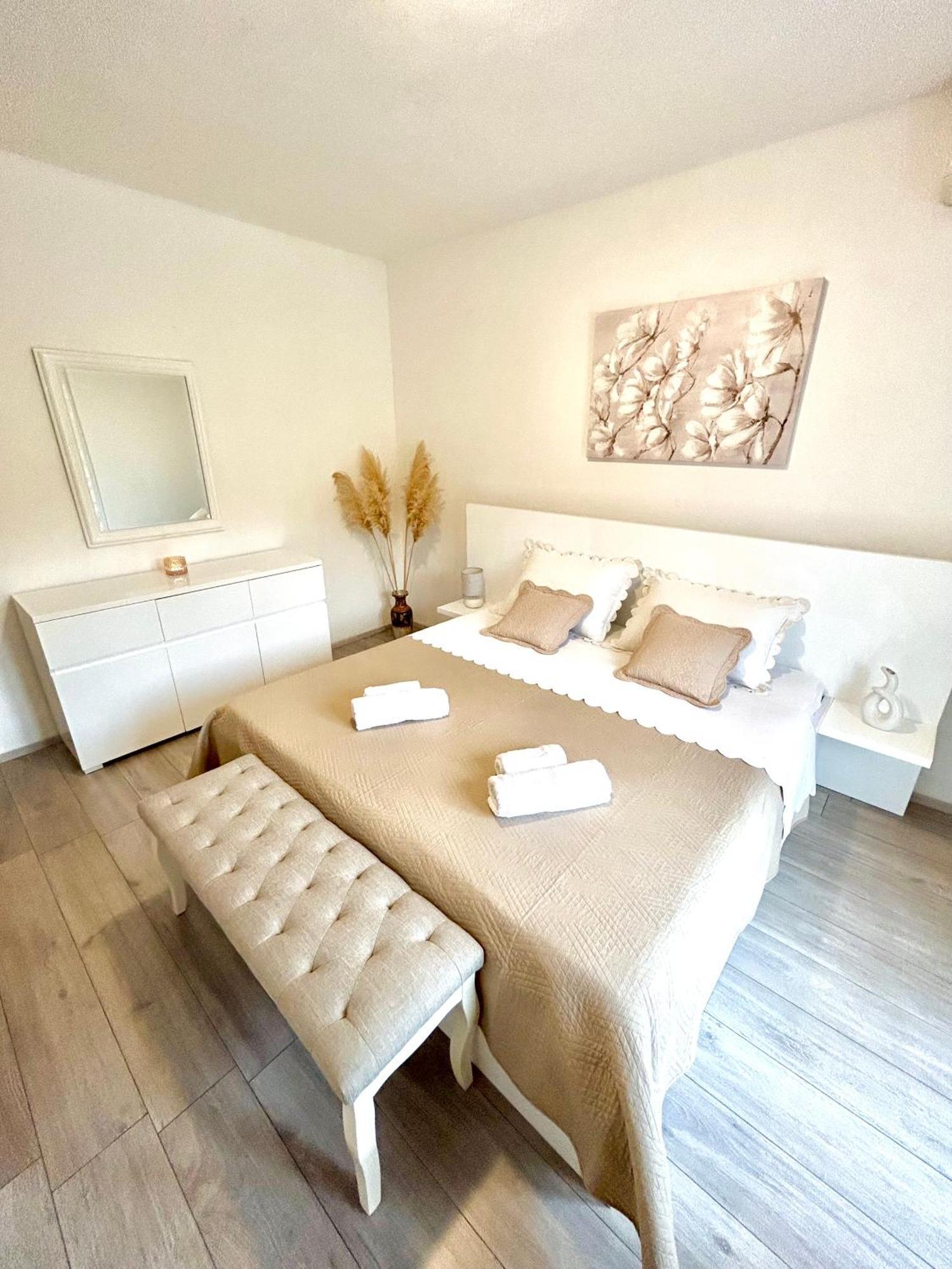 Apartman Zorka Povlja  Ngoại thất bức ảnh